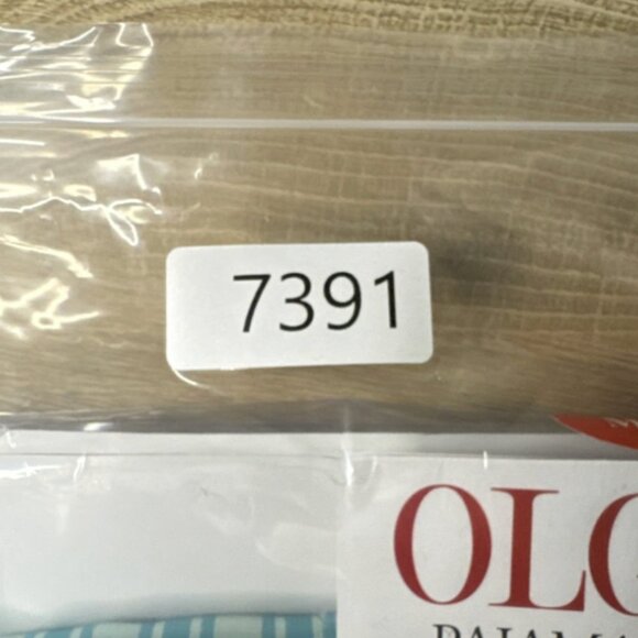 Olga Pajama Set Womens Medium Green Solid Short Sleeve Shirt Striped Satin Pants - Picture 6 of 6